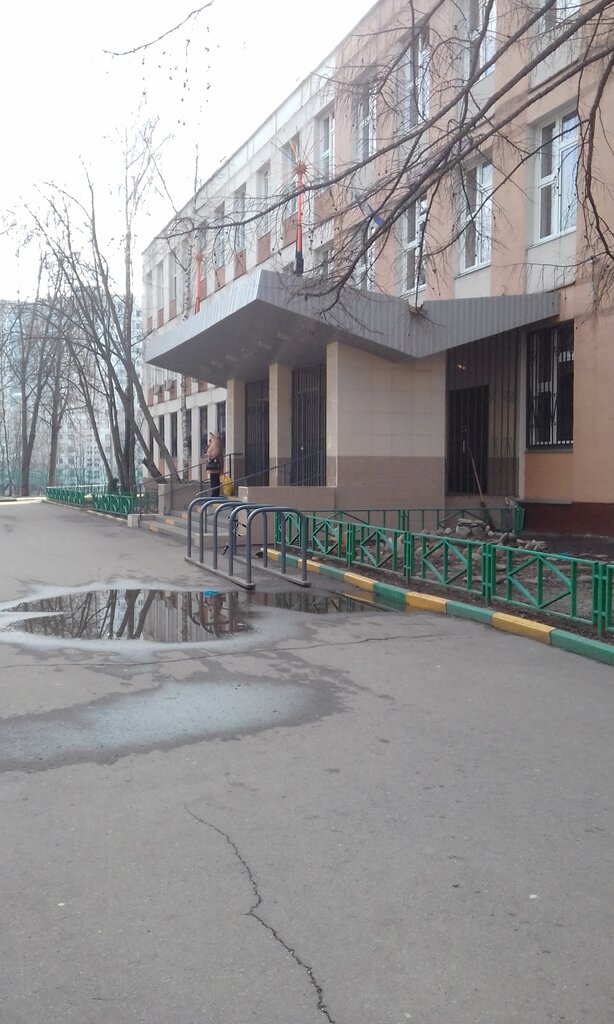 Bicycle parking Velosipednaya parkovka № 34068 Shkola № 880, Moscow, photo