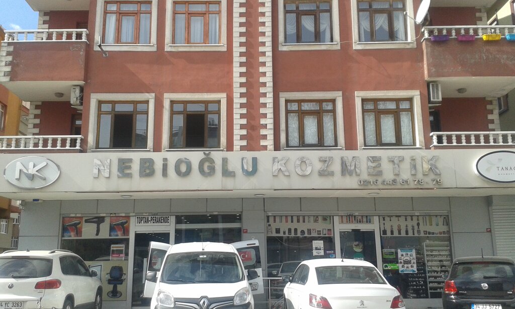 Kozmetik ürünleri ve parfümeri dağıtıcıları Nebioğlu Kozmetik, İstanbul, foto