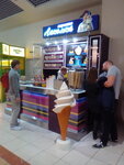 Tochka prodazhi morozhenogo Lakomka (Obolonskyi Avenue, 1Б), ice cream