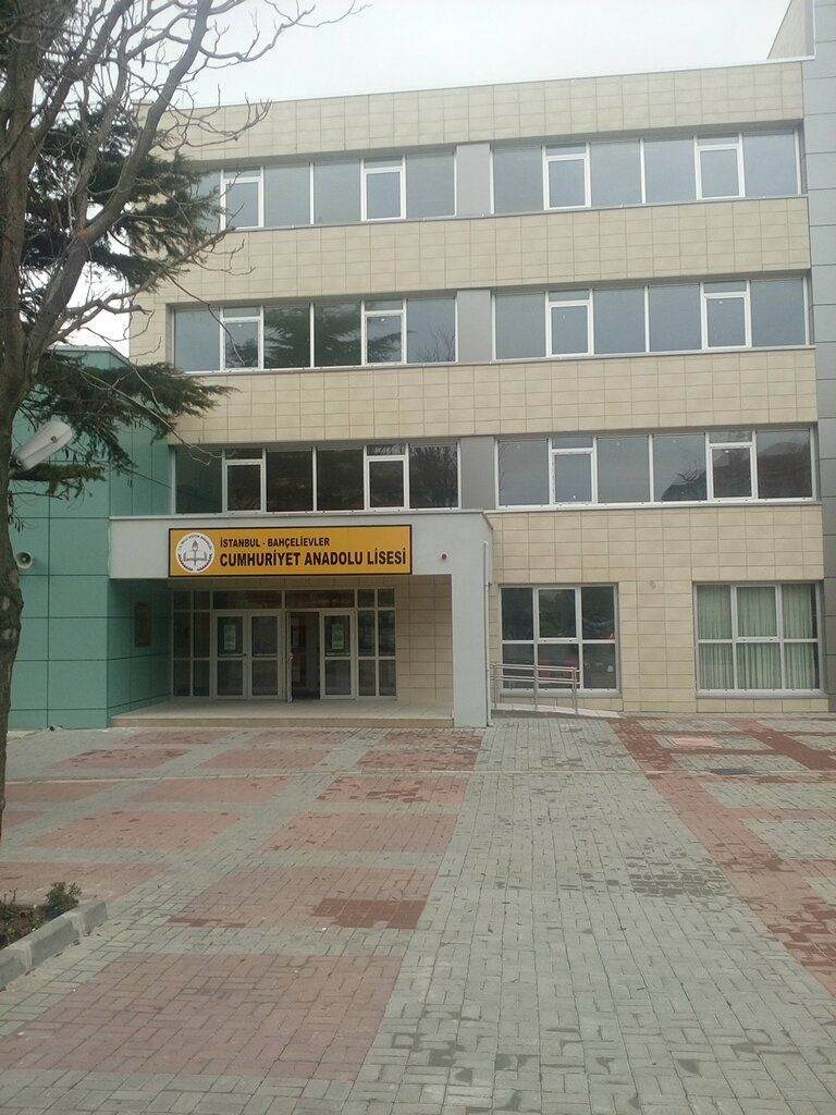 Lise Bahçelievler Cumhuriyet Anadolu Lisesi, Bahçelievler, foto