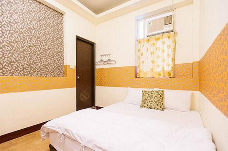 Гостиница Taichung Feng Chia Easy Home