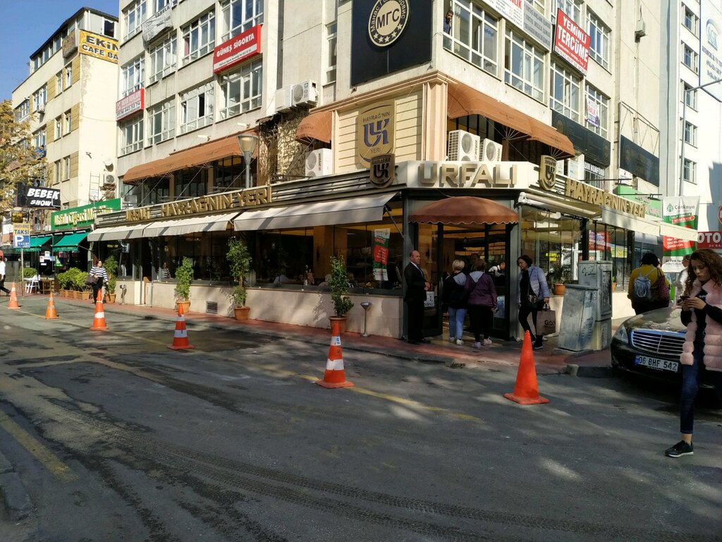 Urfalı Kebap Hayrağ�nın Yeri, kafe, Cumhuriyet Mah., Bayındır Sok., No