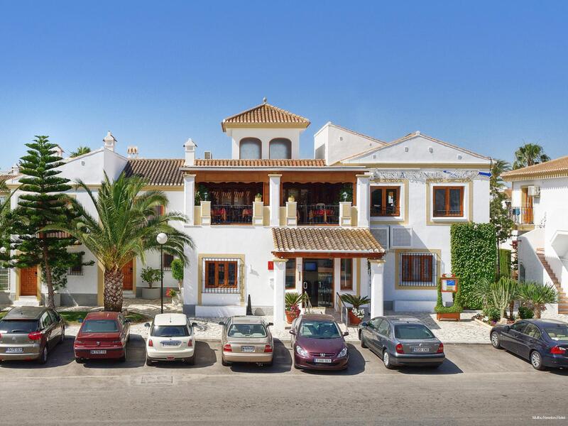 Фото Muthu Newton Hotel