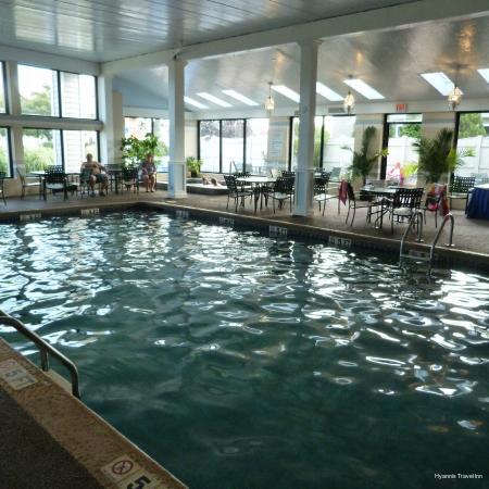 Фото Hyannis Travel Inn