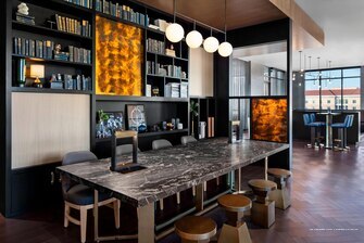 Фото The Oaklander Hotel, Autograph Collection