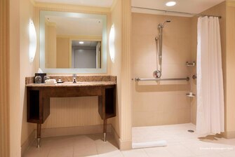 Фото Sheraton Bloomington Hotel