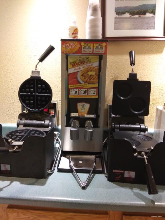 Фото Best Way Inn Madison