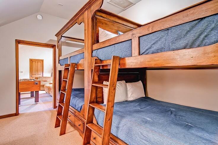 Фото Kiva Lodge by East West Hospitality