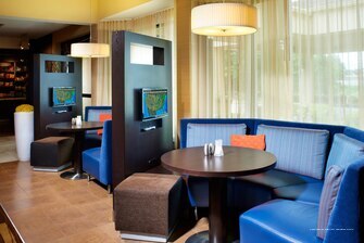 Фото Courtyard by Marriott Lexington North