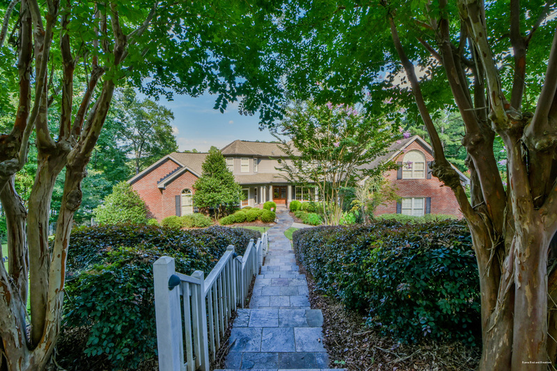 Фото Bama Bed & Breakfast Campus