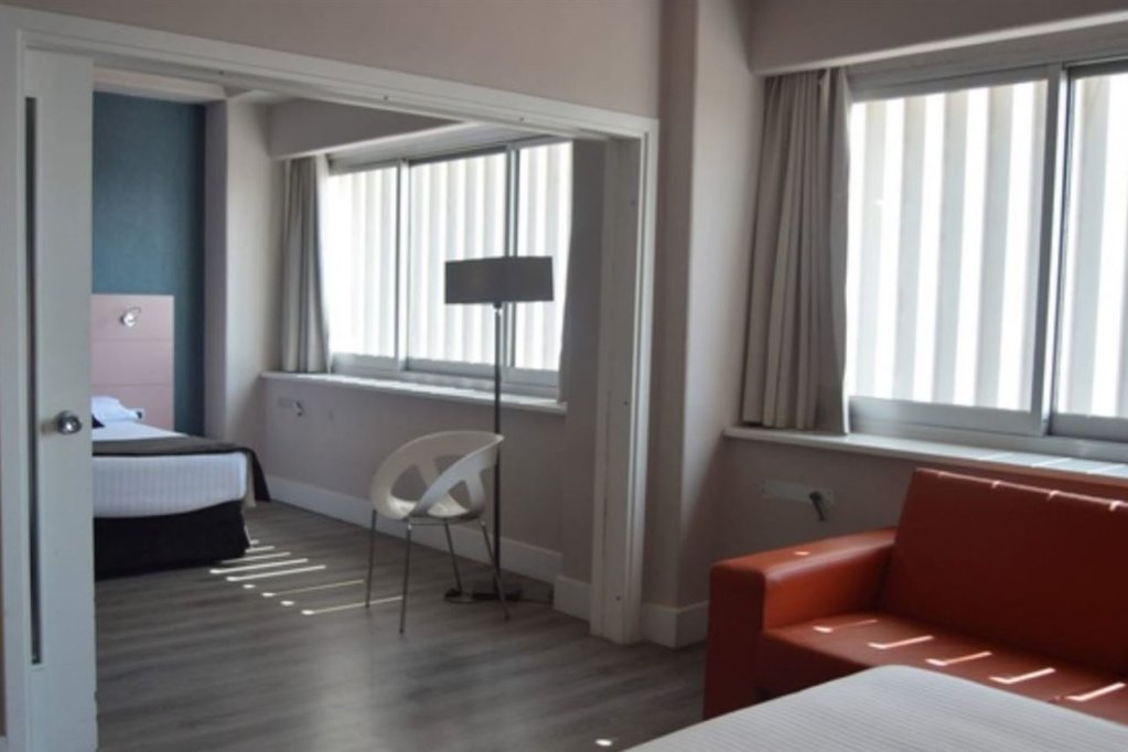 Фото Hotel Chamartin The One