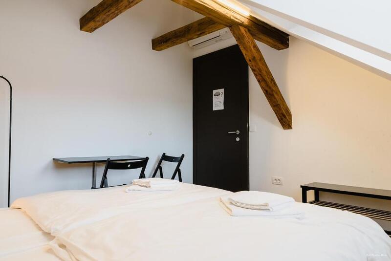 Фото Bed & Breakfast Atticus