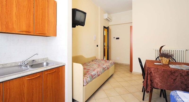 Фото Hotel Bridge