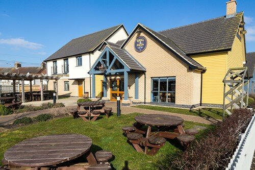 Bar, pub Spring Tide, Lowestoft, photo