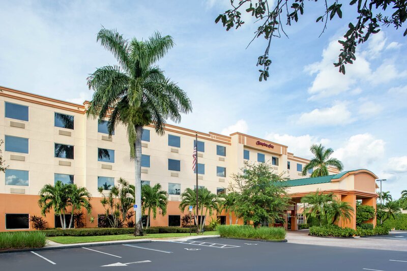 Гостиница Hampton Inn West Palm Beach-Lake Worth-Turnpike в Лейк Уорте