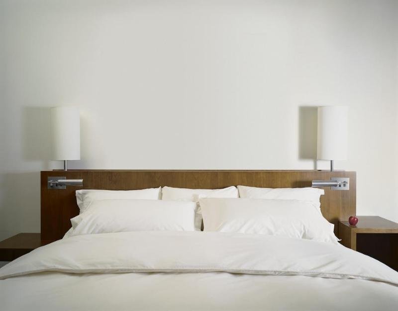 Фото Le Germain Hotel Toronto