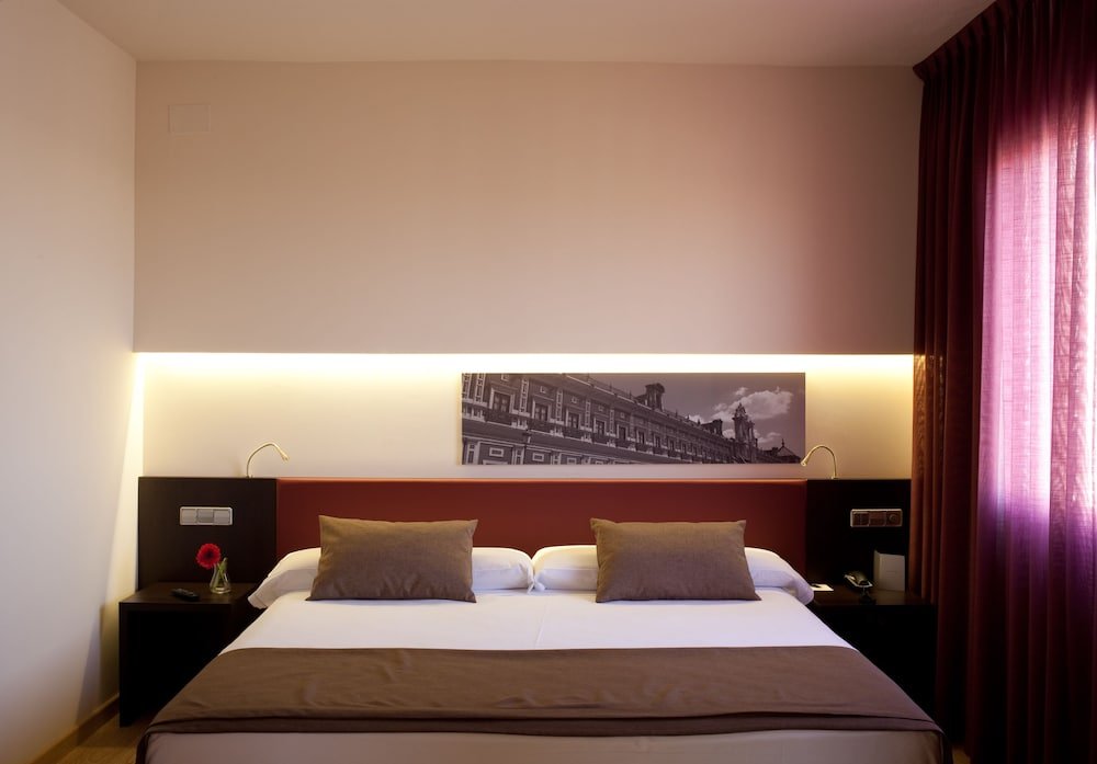 Фото Ayre Hotel Sevilla