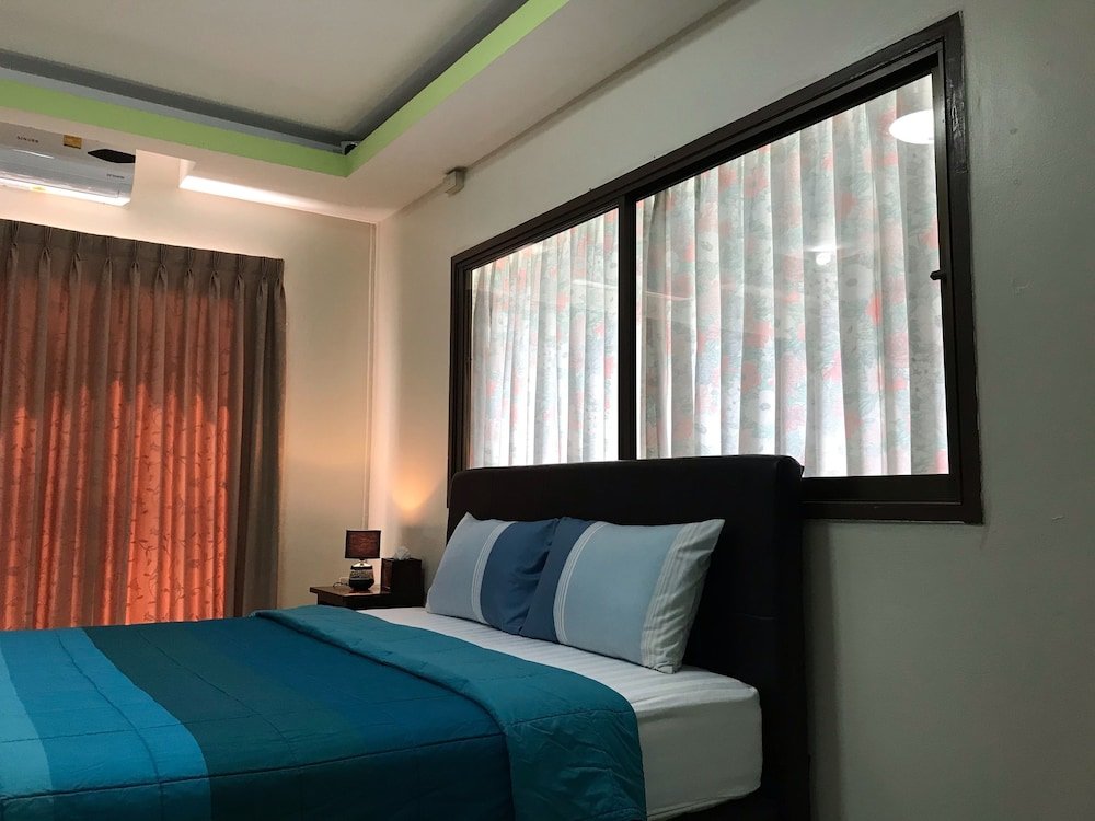 Фото Maenam Lodge