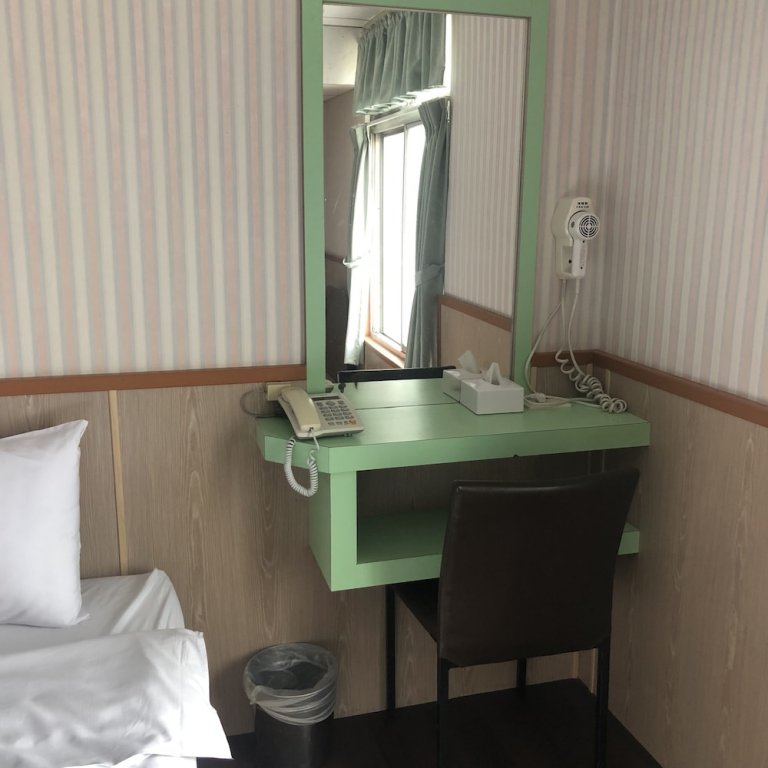 Фото Yinglun Hotel