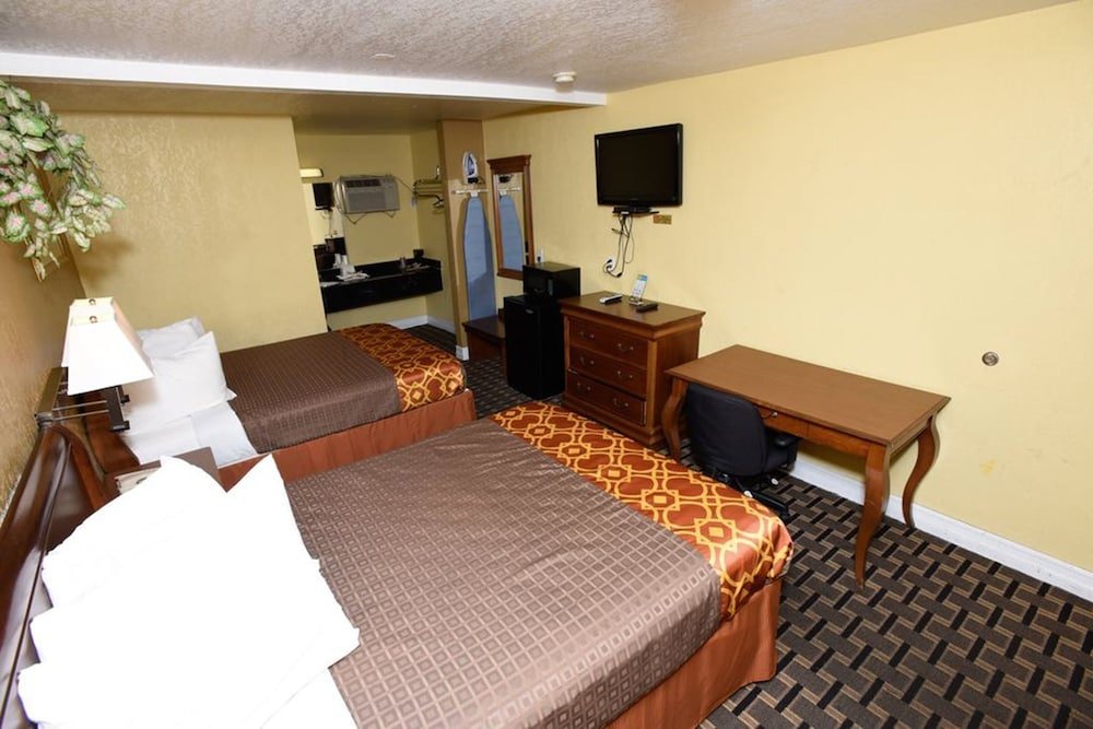 Фото Best Budget Inn