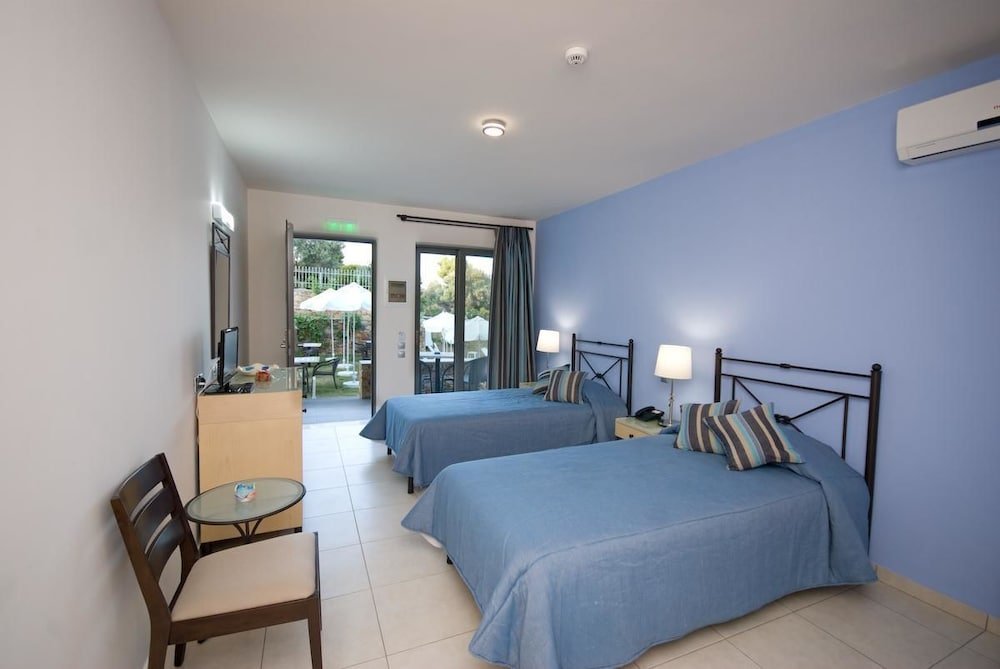 Фото 4 Epoches hotel