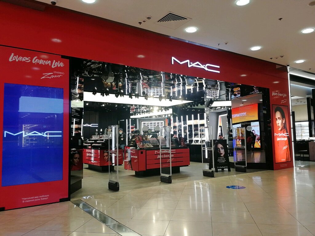 Perfume and cosmetics shop Mac Cosmetics, Moscow, photo