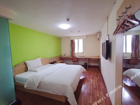 Фото 7 Days Inn Guiyang Huaguoyuan Branch