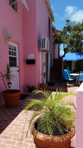 Гостиница Bermuda Connections Guest House