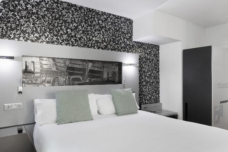 Фото Petit Palace Plaza Mayor