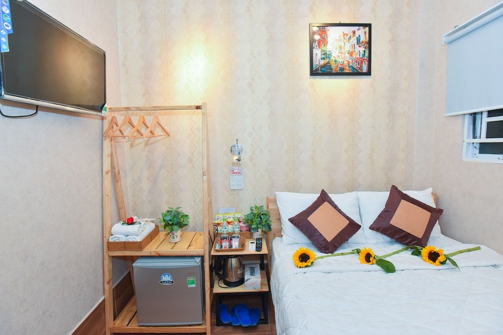 Фото Henry & Iris Hotel