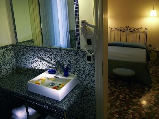 Фото CityHotel Cristina