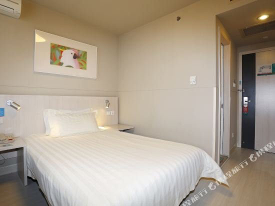 Фото Jinjiang Inn Chuangchun Quanan Square