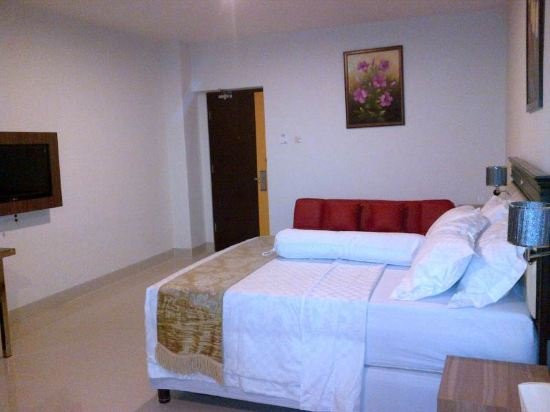 Фото Hotel Pacific Makassar