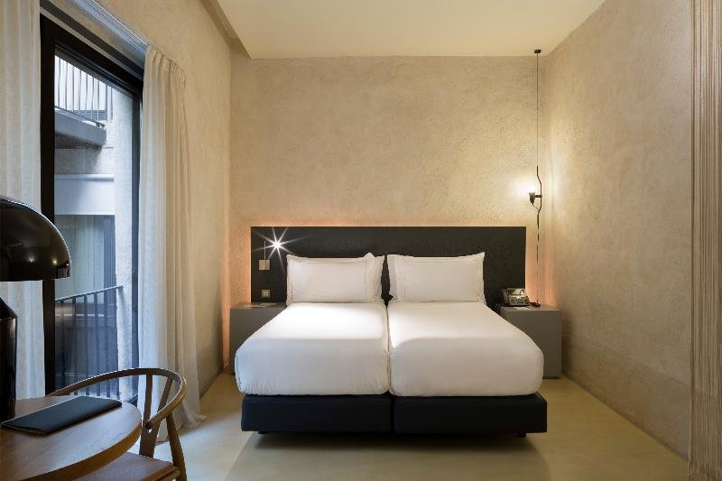 Фото EME Catedral Mercer Hotel