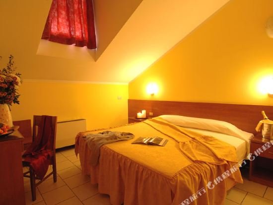 Фото Отель Ideale