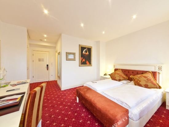 Фото Отель Unique Dortmund