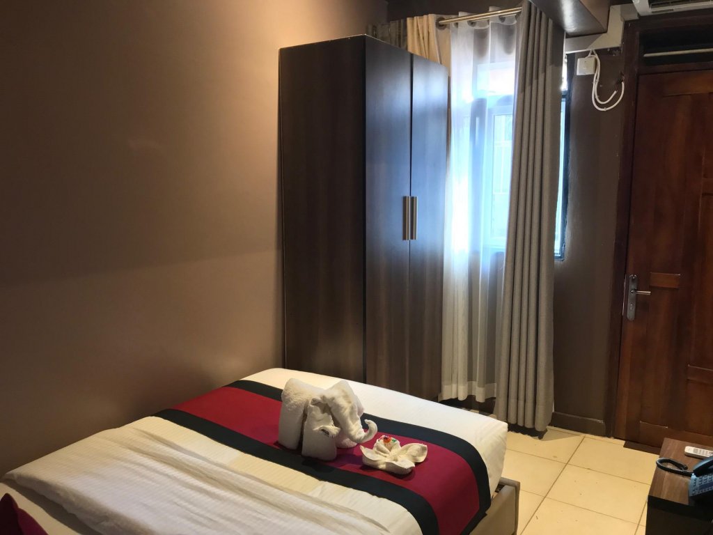 Фото Saffron Beach Bistro & Cottages