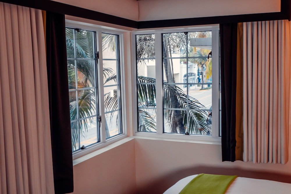 Фото Essex House by Clevelander