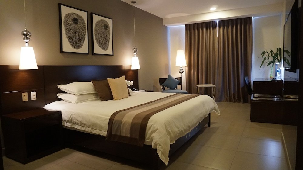 Фото Hotel Las Cascadas