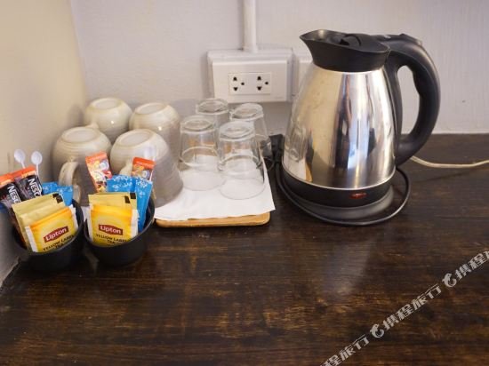 Фото The Beach Cha Am Guest House