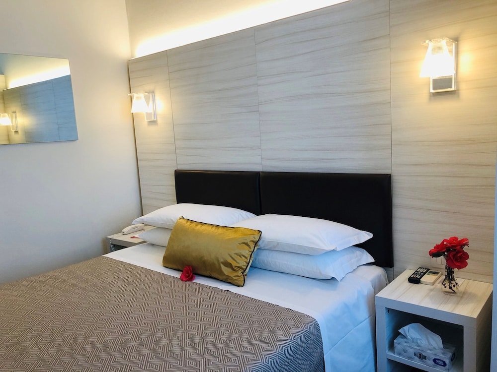 Фото Hotel La Nuova Rotaia