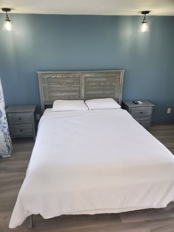 Фото Founder's Brook Motel and Suites