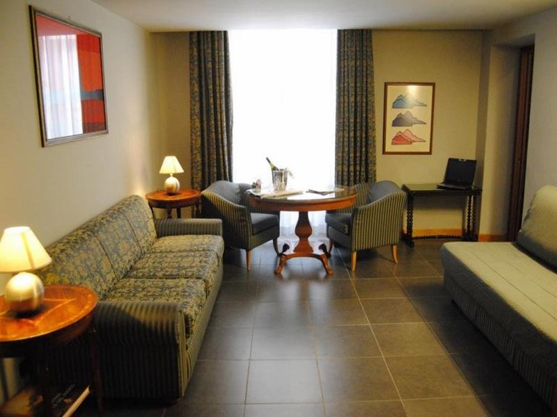 Фото Hotel Diplomatic