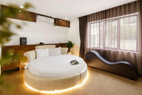 Гостиница Night Hotel в Ханое