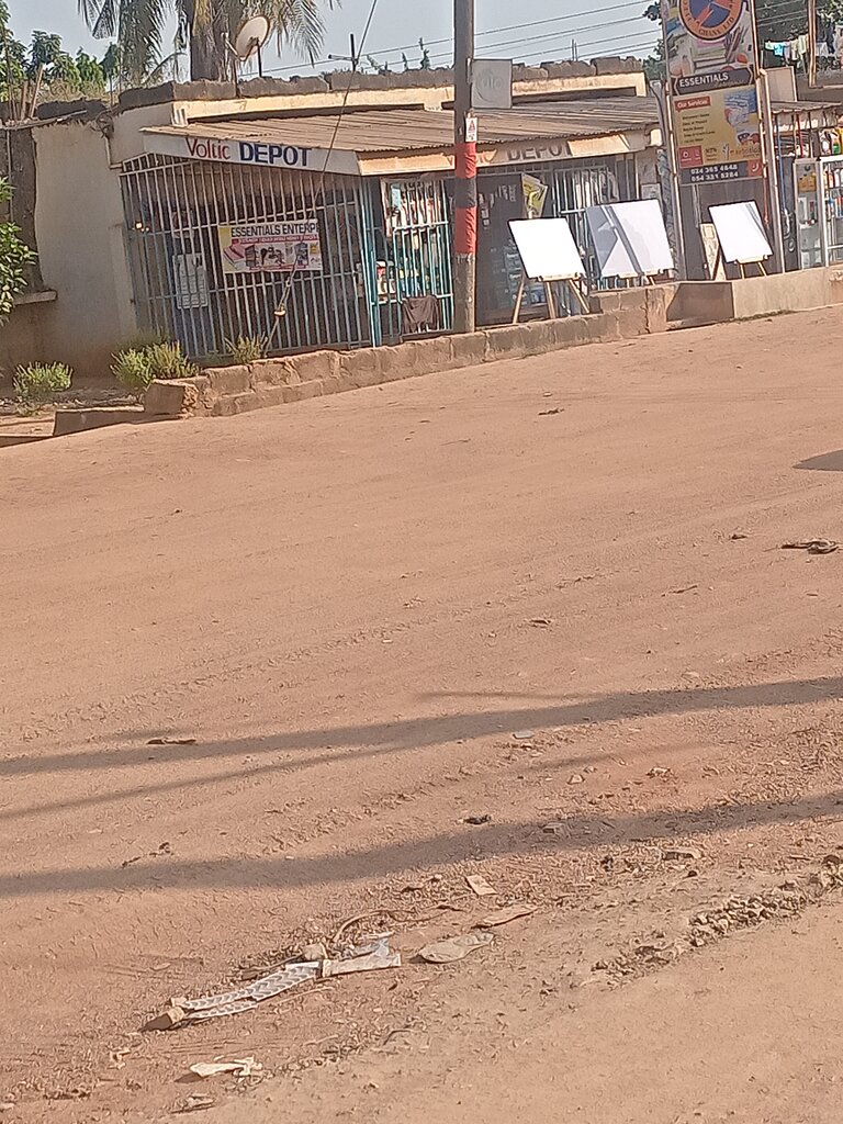 Electronic goods store Essential Ent, Earth, photo