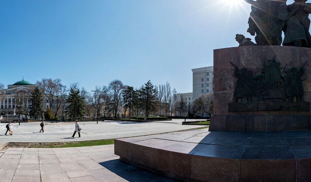Площадь страны советов ростов