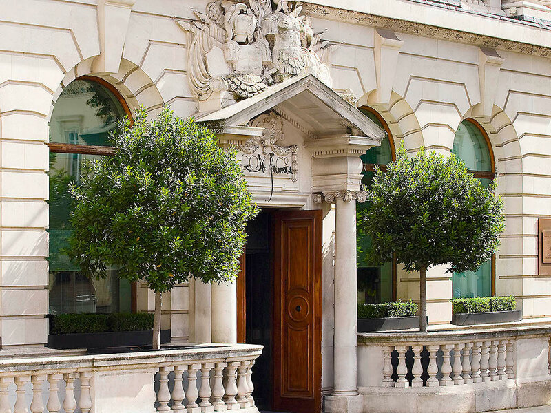 Гостиница Sofitel London St James в Лондоне