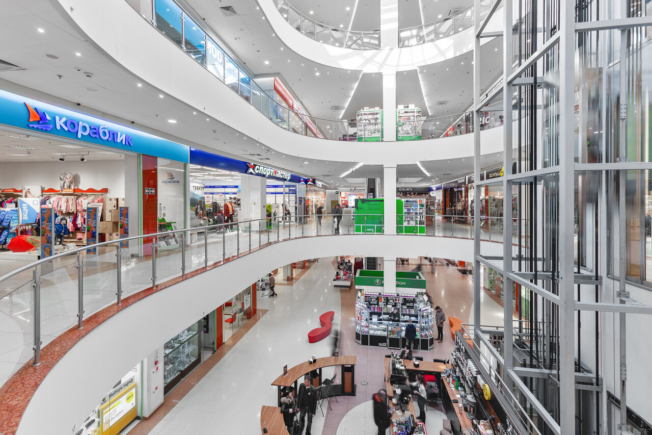 «5 популярных торговых центров Чехова» фото материала