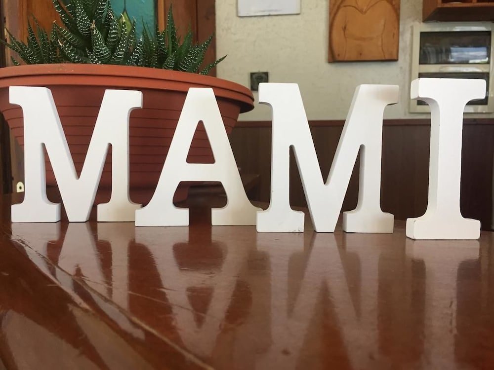 Фото M'ami Bed and Breakfast