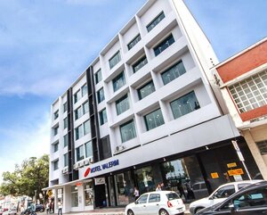 Гостиница Hotel Valerim Itajaí